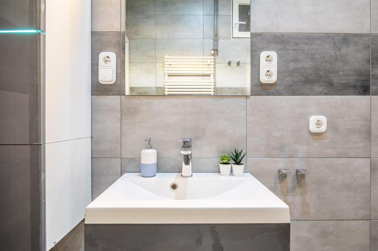Cozy & Central Apartment With 2-Bedroom Budapešť Exteriér fotografie